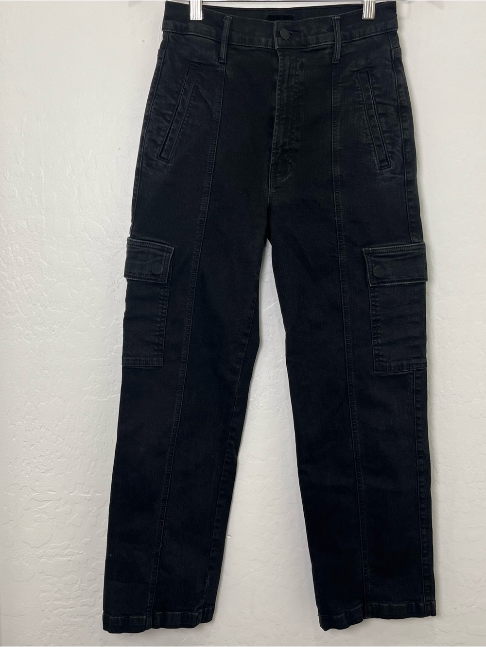 MOTHER Rambler Cargo Ankle Jeans In Black Not Guilty Size 26 - Picture 3 of 9